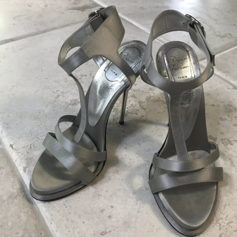 💯 Auth. Roger Vivier